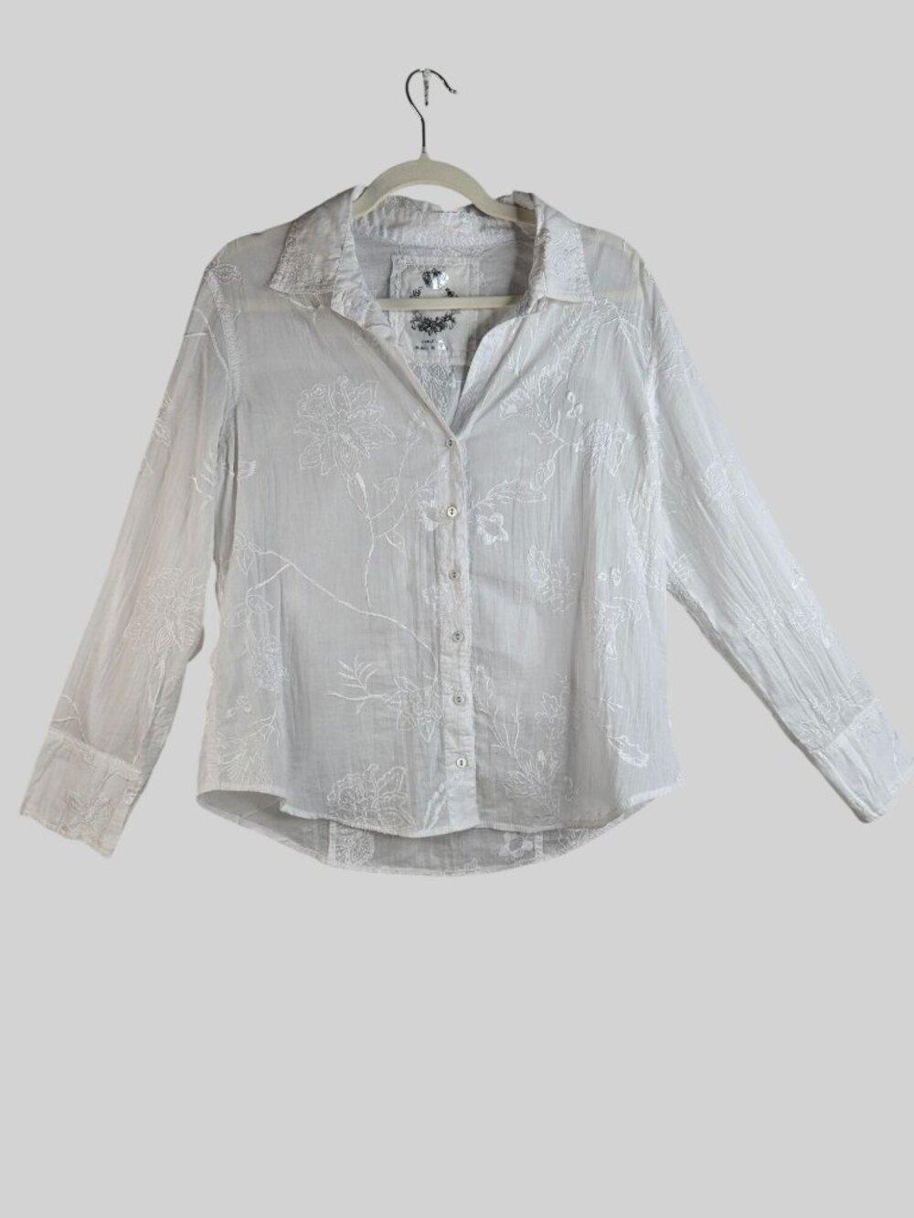 Cino Button Up Shirt White Floral Embroidered Cotton Collared Top Beach Coastal